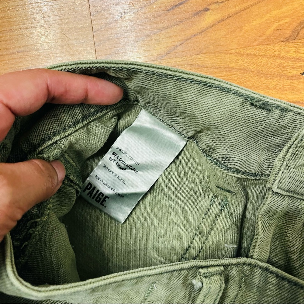 PAIGE Olive Denim cargo Shorts – Raw Hem – Size 25 - Picture 4 of 7